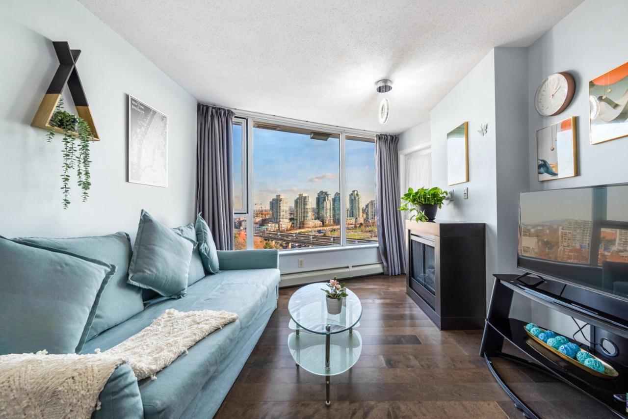 Downtown 1 Bedroom Water View Condo バンクーバー エクステリア 写真